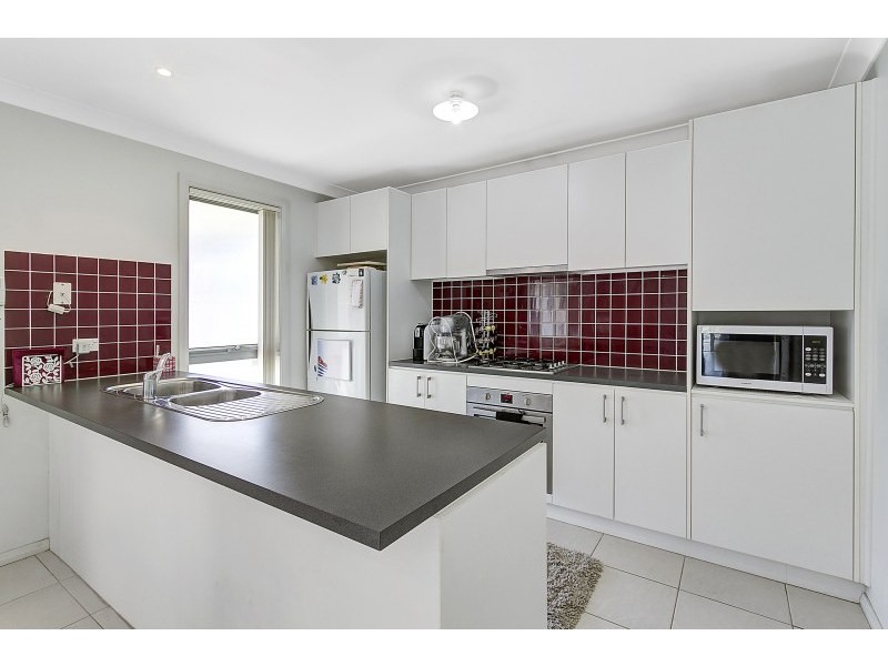 3 Hude Place, Stanhope Gardens NSW 2768