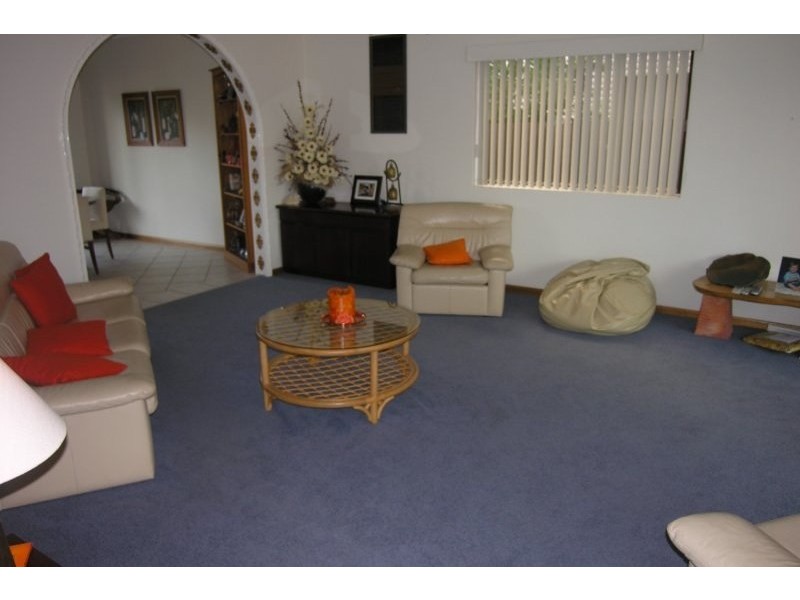 12 Whitefriars Way, Winston Hills NSW 2153