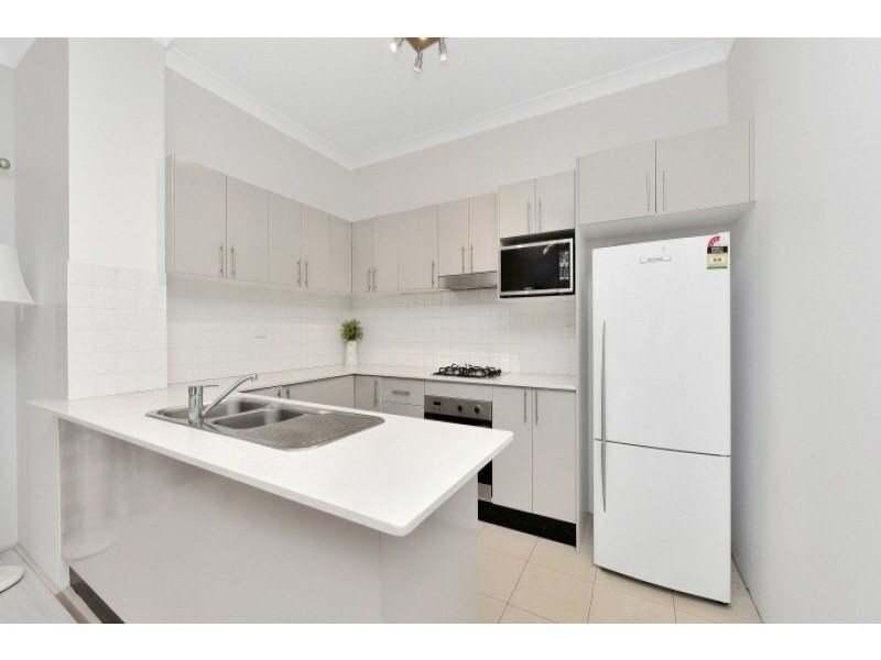 2/28-30A Jenner Street, Baulkham Hills NSW 2153