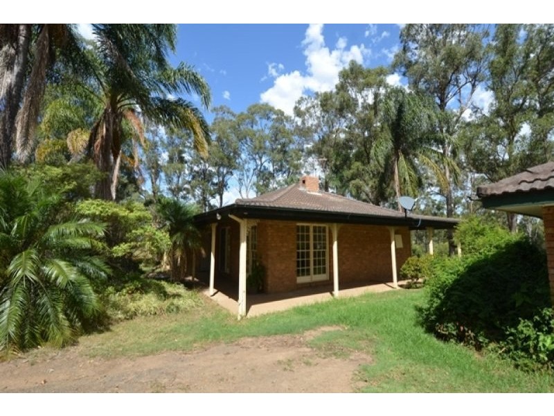 33 Spurway Drive, Baulkham Hills NSW 2153