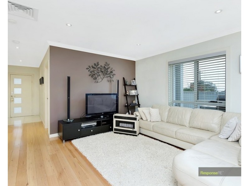 1/22-26 Dobson Crescent, Baulkham Hills NSW 2153