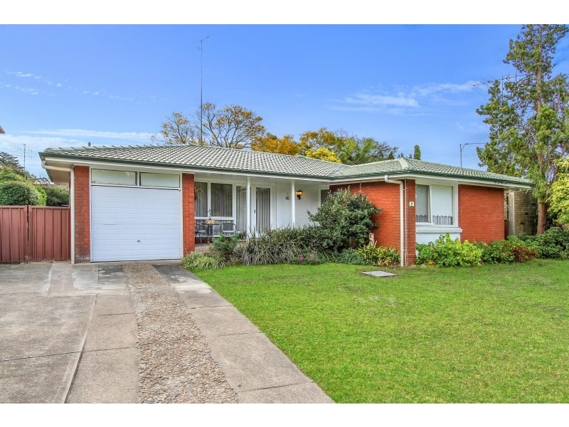 8 Roxborough Park Road, Baulkham Hills NSW 2153