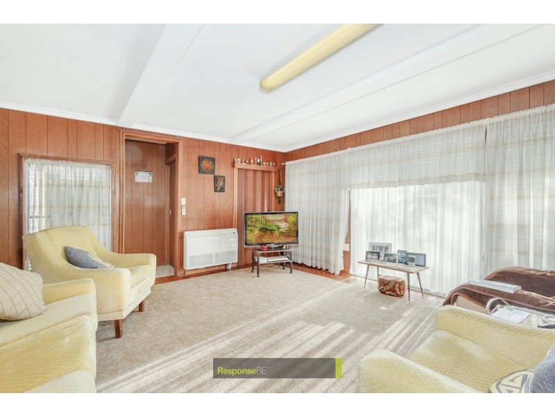 8 Roxborough Park Road, Baulkham Hills NSW 2153