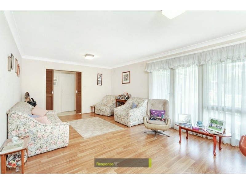 8 Roxborough Park Road, Baulkham Hills NSW 2153