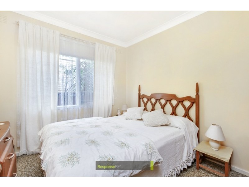 8 Roxborough Park Road, Baulkham Hills NSW 2153