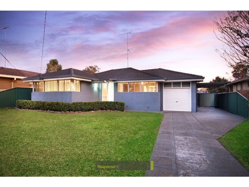 24 Rondelay Drive, Castle Hill NSW 2154