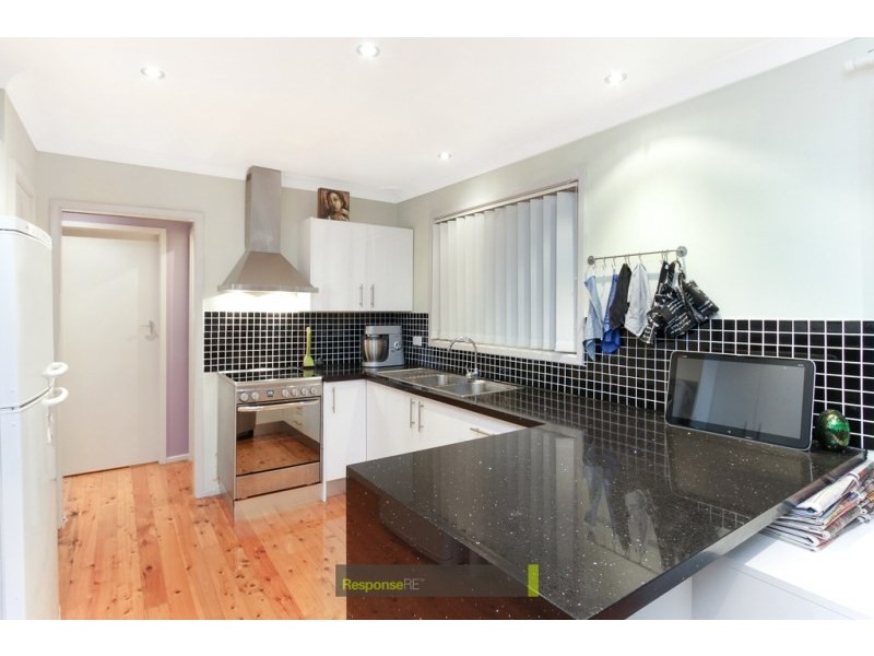 24 Rondelay Drive, Castle Hill NSW 2154
