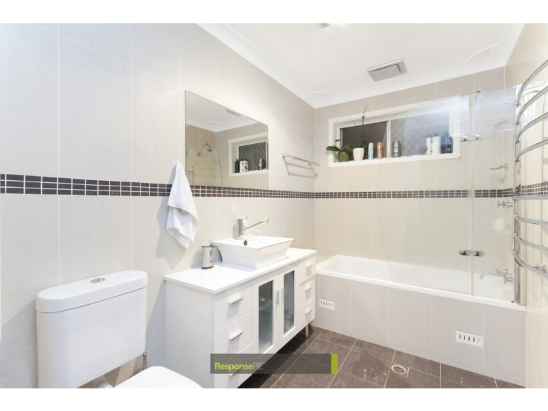 24 Rondelay Drive, Castle Hill NSW 2154