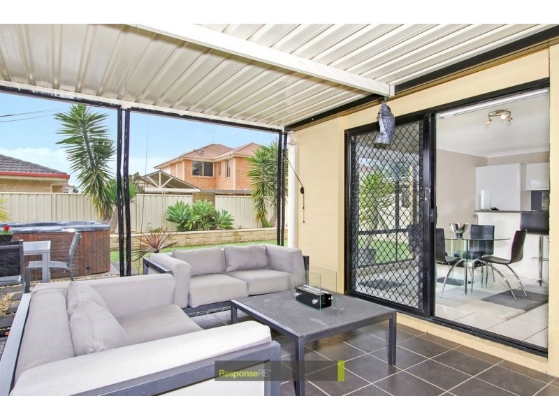 5 Aquamarine Street, Quakers Hill NSW 2763