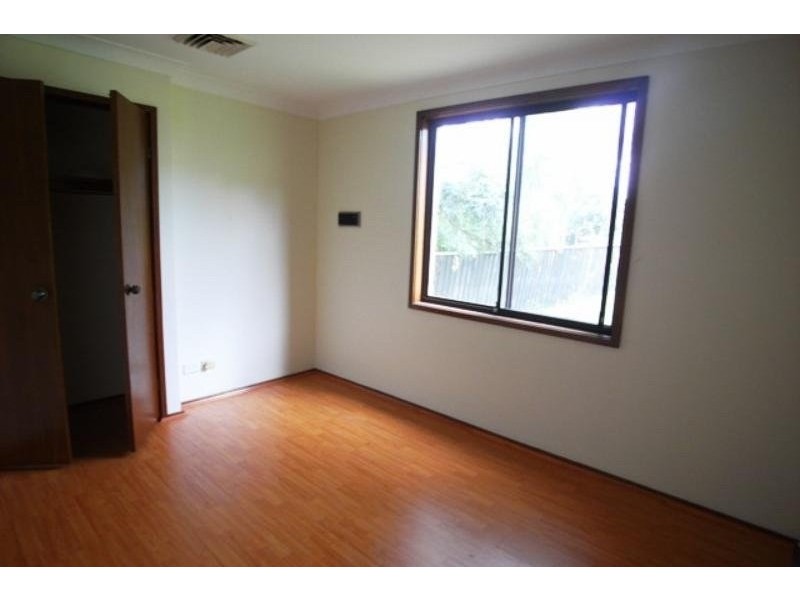 28 Amphitheatre Circuit, Baulkham Hills NSW 2153