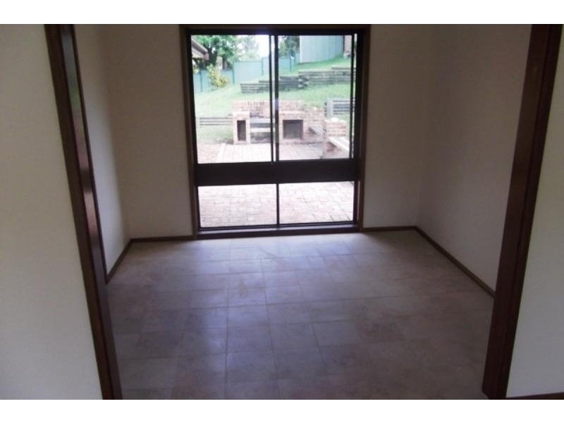 28 Amphitheatre Circuit, Baulkham Hills NSW 2153