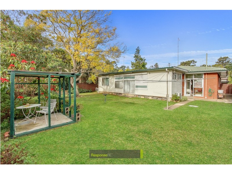 8 Roxborough Park Road, Baulkham Hills NSW 2153