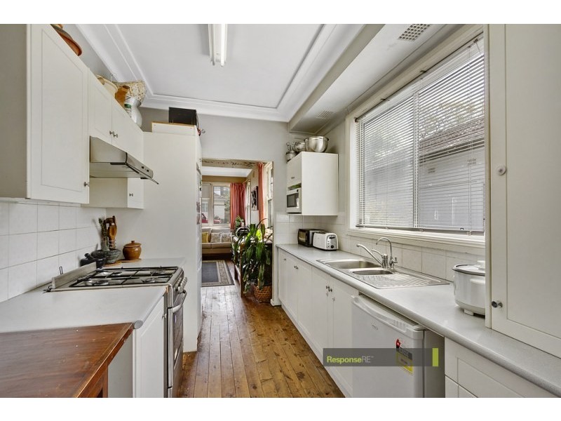 24 Balmoral Road, Northmead NSW 2152