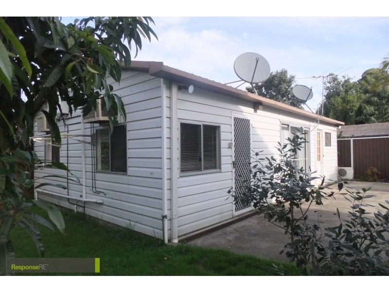 24a Balmoral Road, Northmead NSW 2152