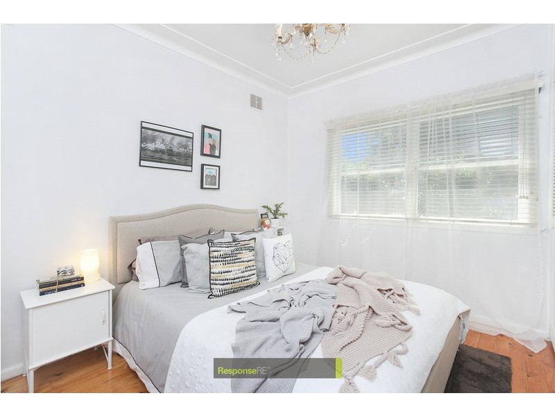 26 Hayes Avenue, Northmead NSW 2152