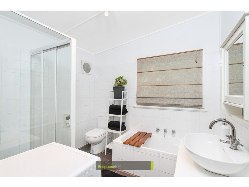 26 Hayes Avenue, Northmead NSW 2152