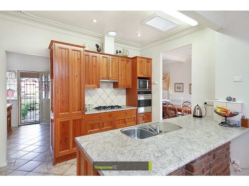 8 Graham Crescent, Baulkham Hills NSW 2153