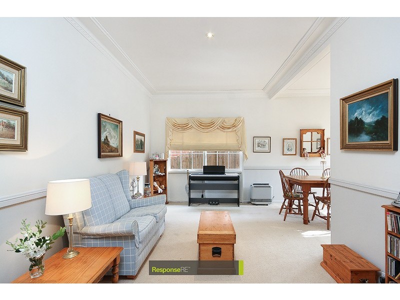 8 Graham Crescent, Baulkham Hills NSW 2153