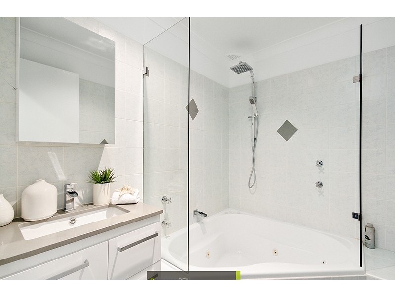 9 Sorlie Avenue, Northmead NSW 2152