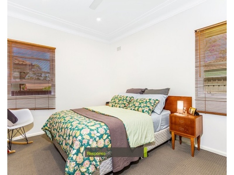 5 Edward Street, Northmead NSW 2152