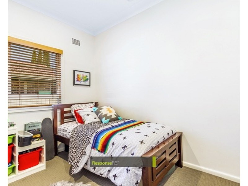 5 Edward Street, Northmead NSW 2152