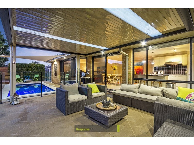 37 Rebellion Circuit, Beaumont Hills NSW 2155