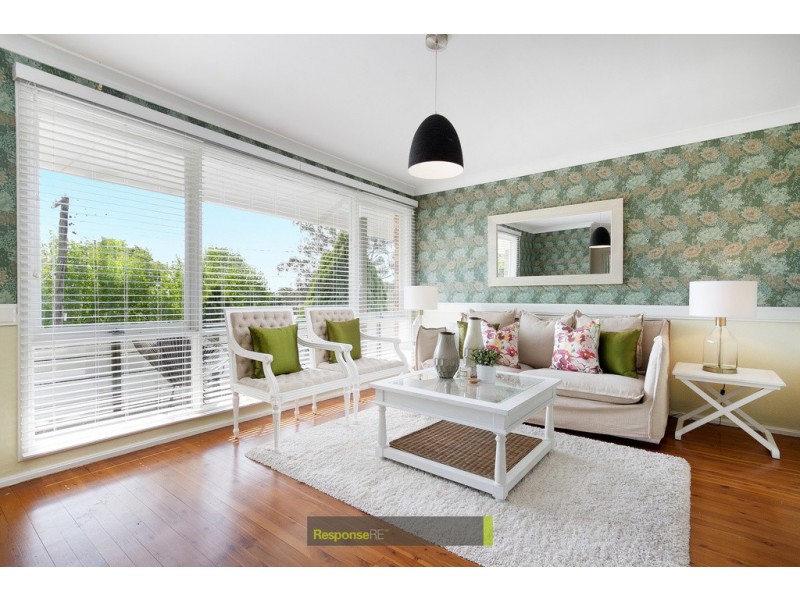 6 Frensham Place, Dural NSW 2158