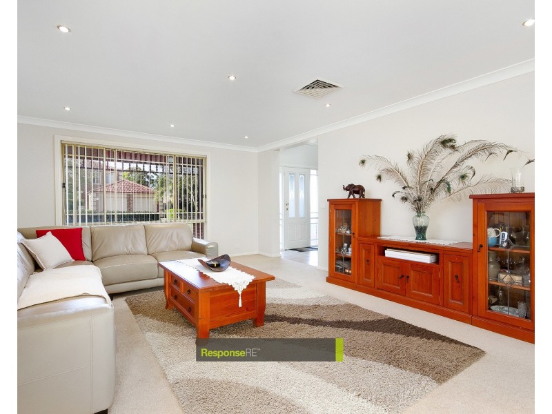 1 Pyrenees Way, Beaumont Hills NSW 2155