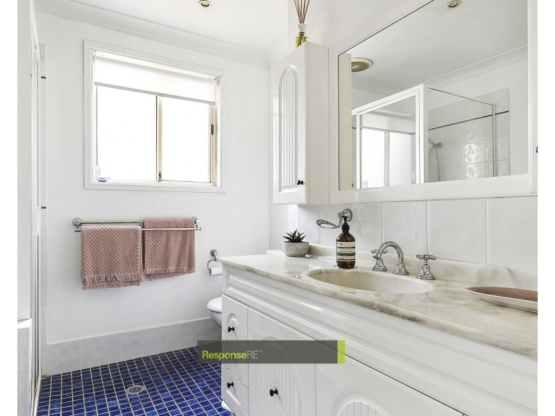 1/2 Canyon Road, Baulkham Hills NSW 2153