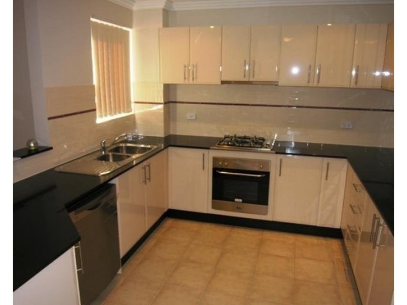 4/15-19 Hume Avenue, Castle Hill NSW 2154