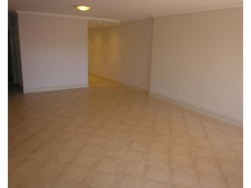 4/15-19 Hume Avenue, Castle Hill NSW 2154