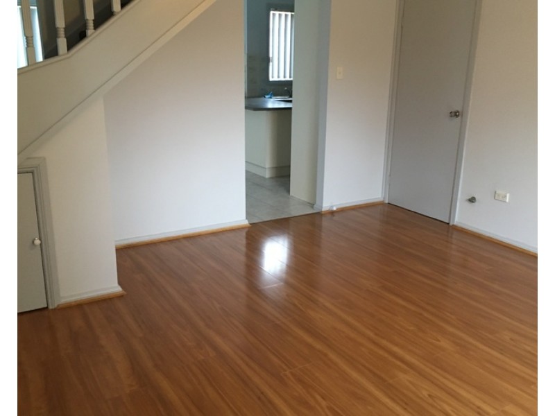 5/32 Lovegrove Drive, Quakers Hill NSW 2763