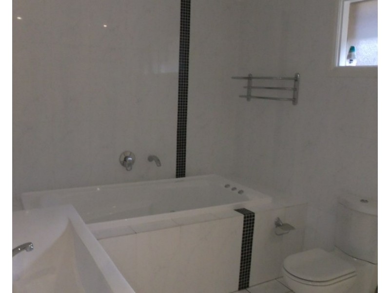 30 Roxborough Park Road, Baulkham Hills NSW 2153