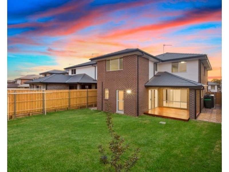 4 Carisbrook Street, Kellyville NSW 2155