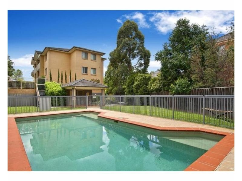 18/4-6 Mercer Street, Castle Hill NSW 2154
