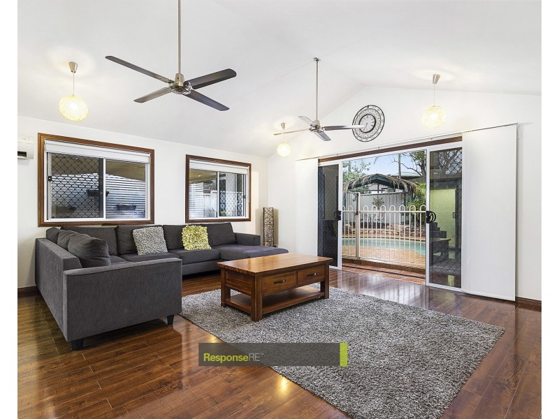 11 Batten Place, Doonside NSW 2767