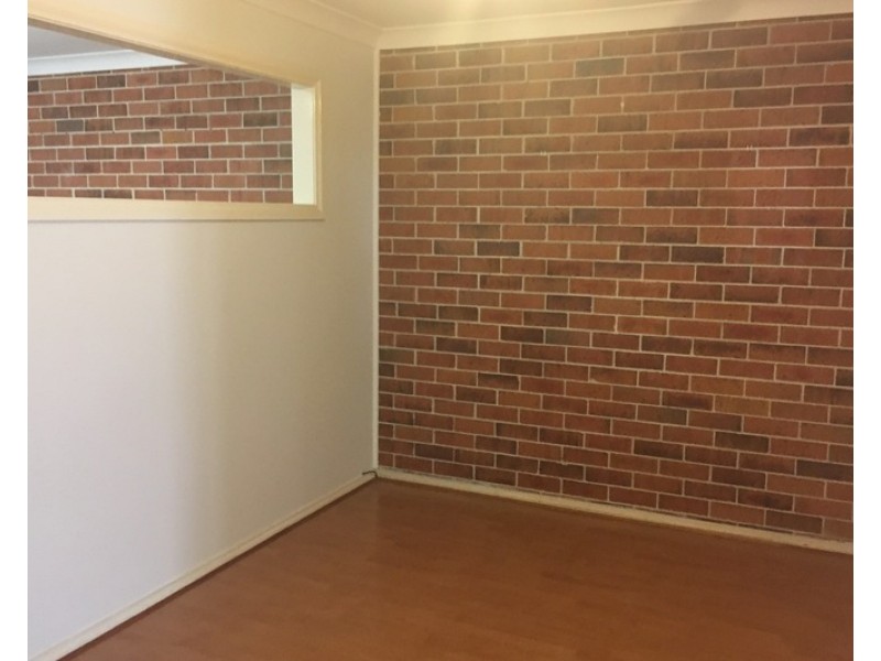 1 Hambro Avenue, Glenwood NSW 2768