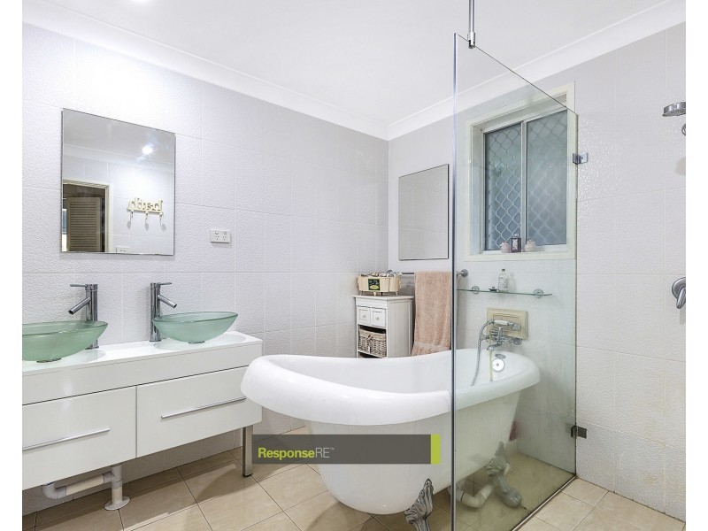 18 Seabrook Crescent, Doonside NSW 2767