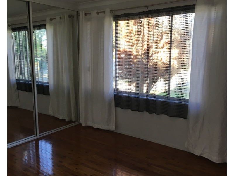 25 Tichborne Drive, Quakers Hill NSW 2763