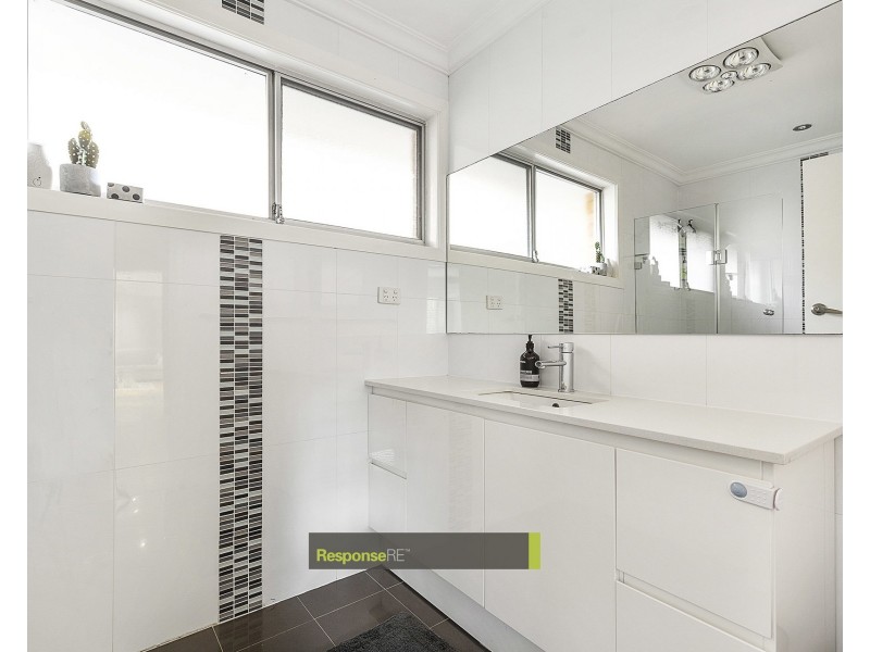 21 Tarana Crescent, Baulkham Hills NSW 2153