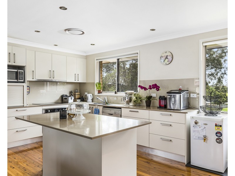 34 Dresden Avenue, Castle Hill NSW 2154