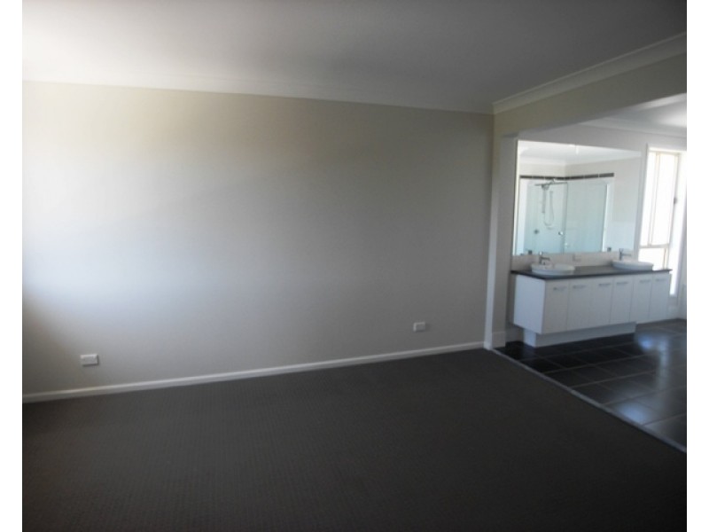 4 Darrabarra Way, Rouse Hill NSW 2155