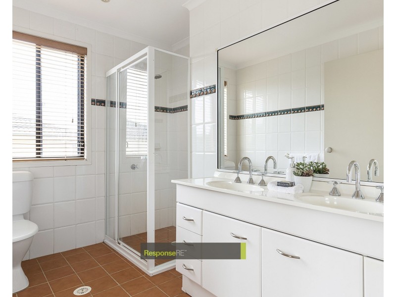 8 Fairmont Avenue, Bella Vista NSW 2153