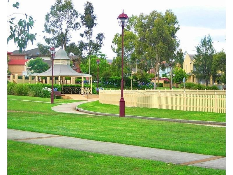 18 Noble Way, Rouse Hill NSW 2155