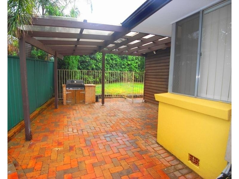 4 Mulheron Avenue, Baulkham Hills NSW 2153