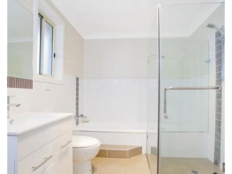 12 Gordon Avenue, Castle Hill NSW 2154