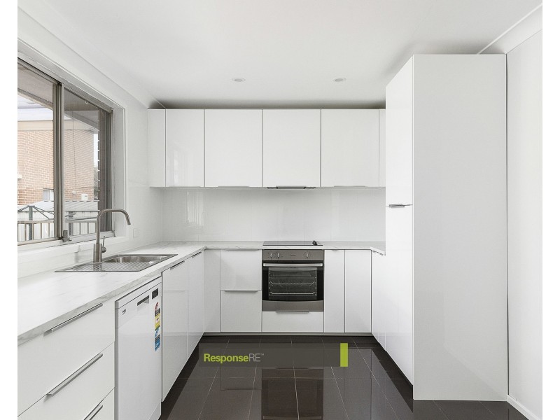 25 Tichborne Drive, Quakers Hill NSW 2763