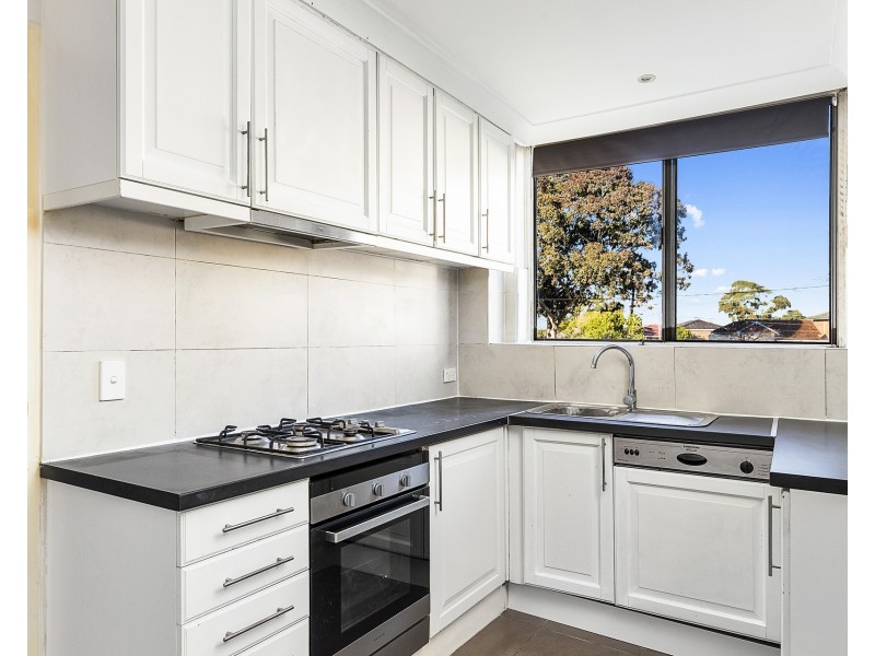 8/2 Mooney Street, Strathfield South NSW 2136