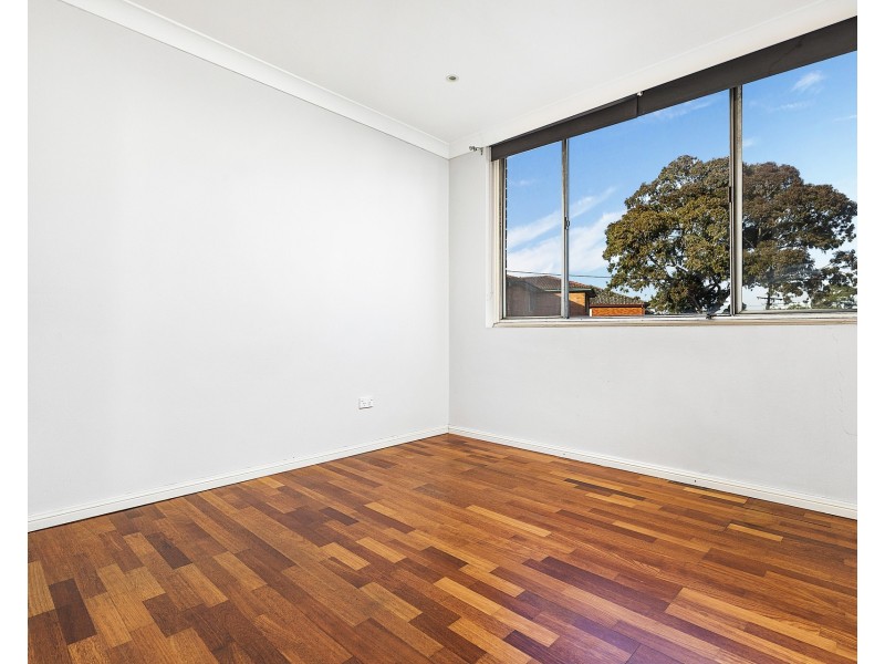 8/2 Mooney Street, Strathfield South NSW 2136