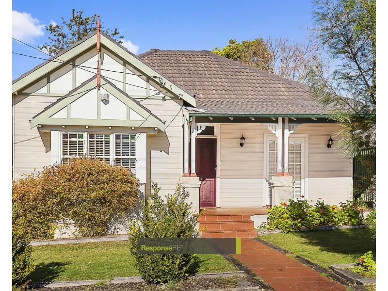 18 Moxhams Road, Northmead NSW 2152